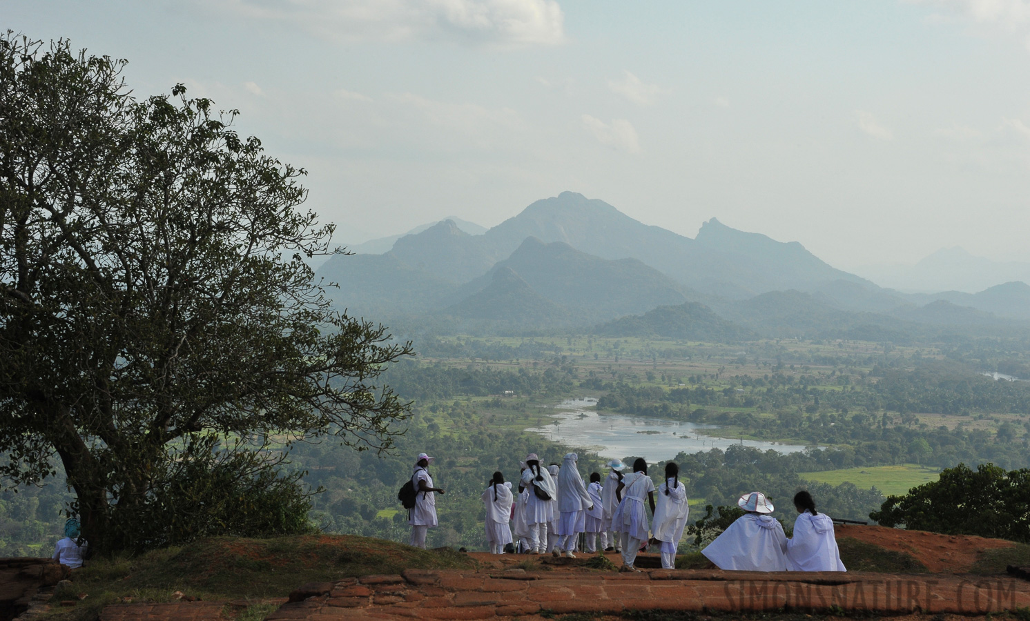 Sigiriya [82 mm, 1/500 Sek. bei f / 18, ISO 800]